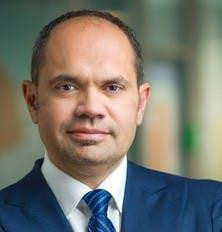 Na zdjęciu widoczny jest Robert Redeleanu